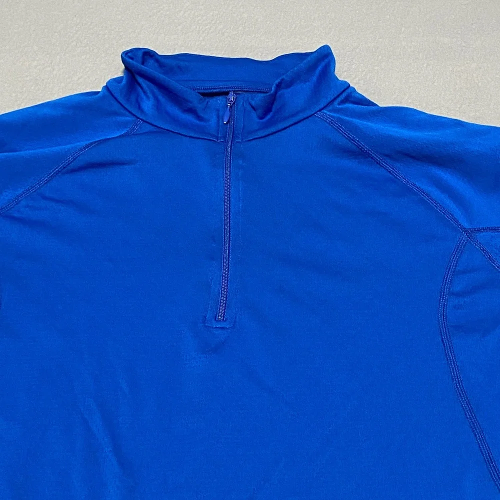 The North Face Men's Large Blue Flash Dry Quarter Zip Pullover Long Sleeve Shirt